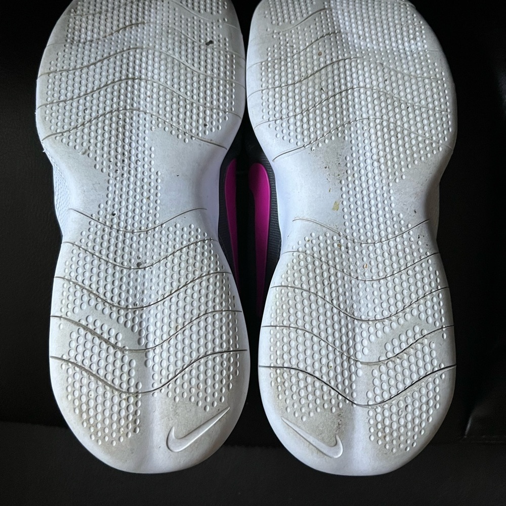 Nike Women's Flex Experience Run 9 Shoe in Ladies size 6 - Picture 5 of 5